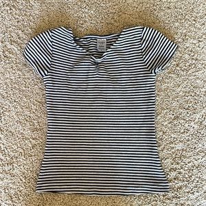 Carter’d Kid stripe shirt 6/6x